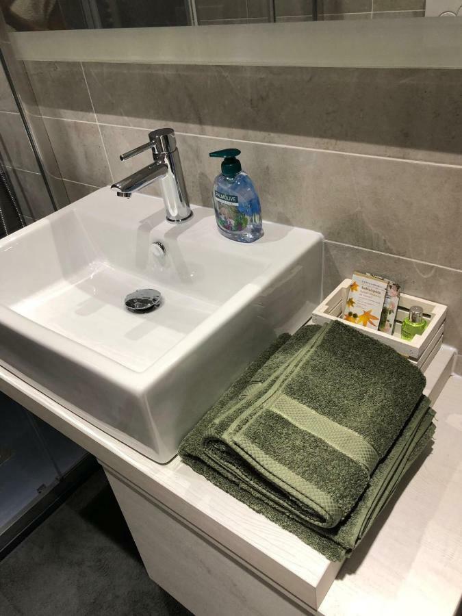 Venetian Aesthetic Apartment Местре Экстерьер фото
